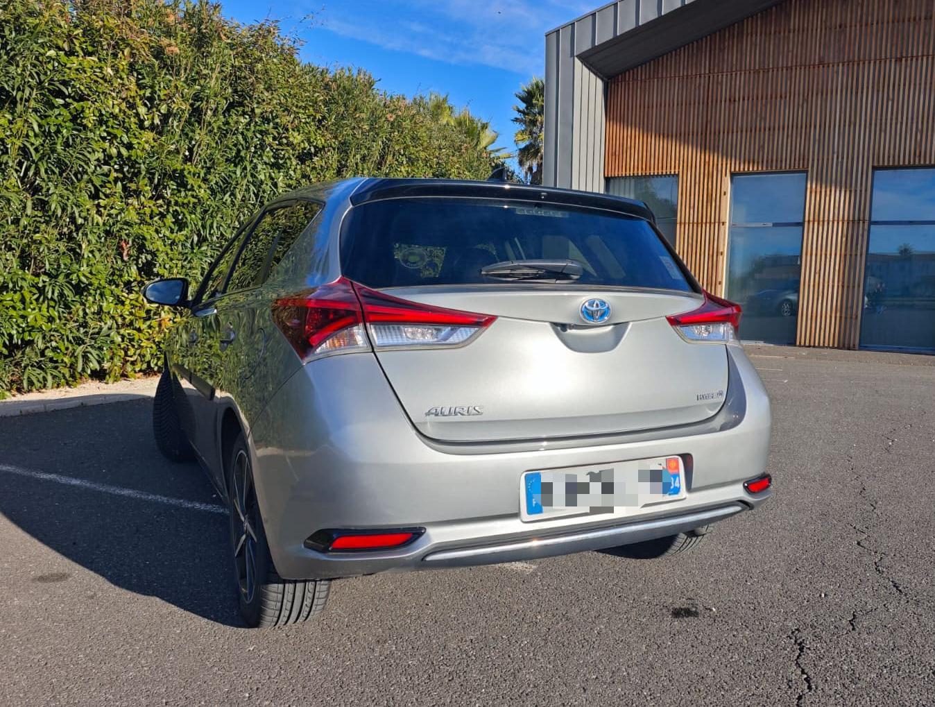 Toyota  Auris - Miniature 2