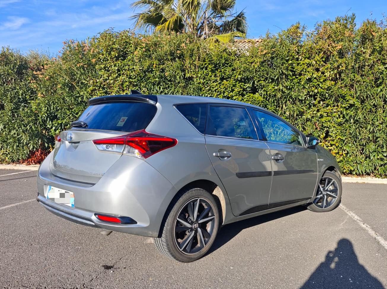 Toyota  Auris - Miniature 3