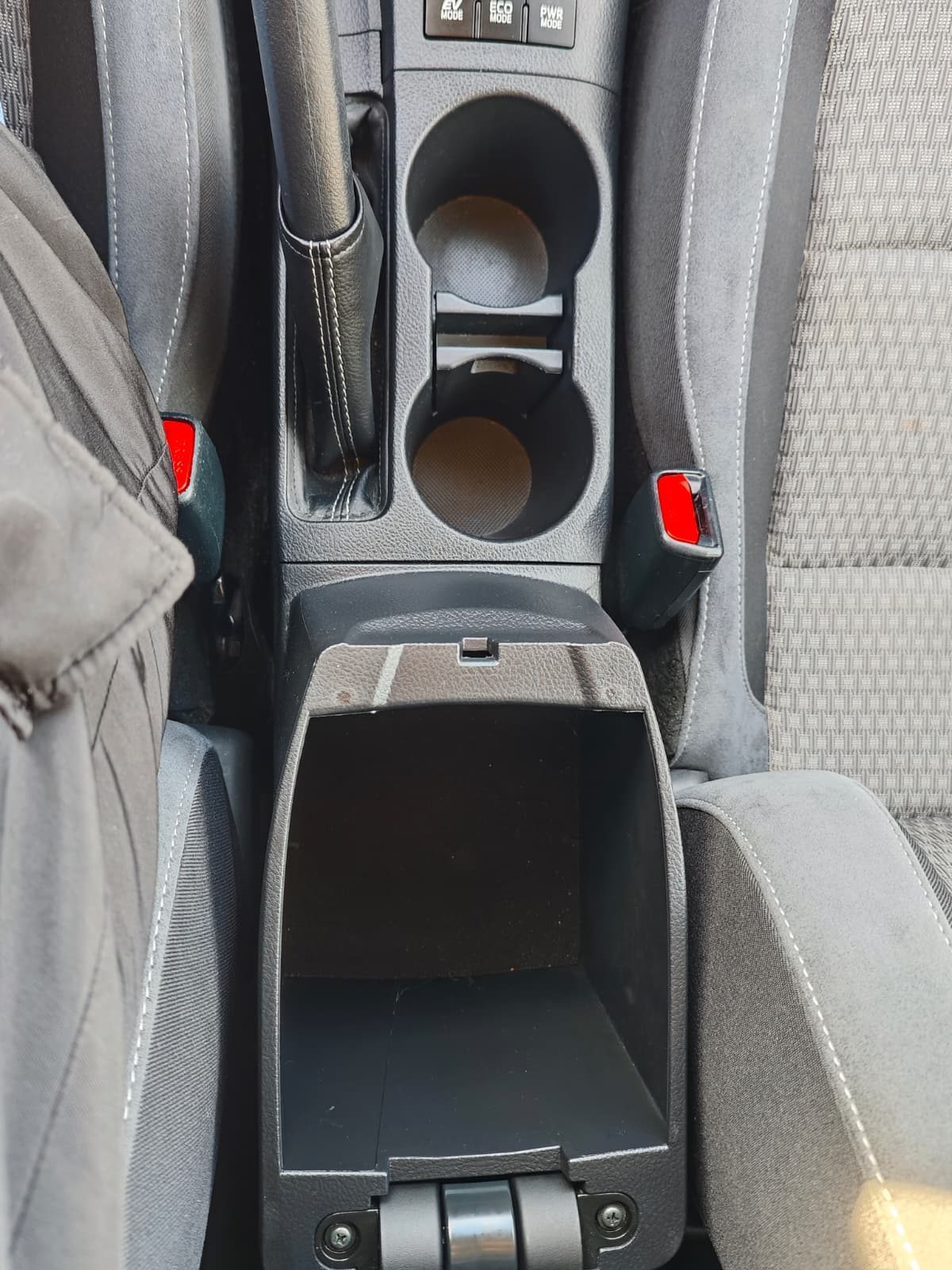 Toyota  Auris - Miniature 10