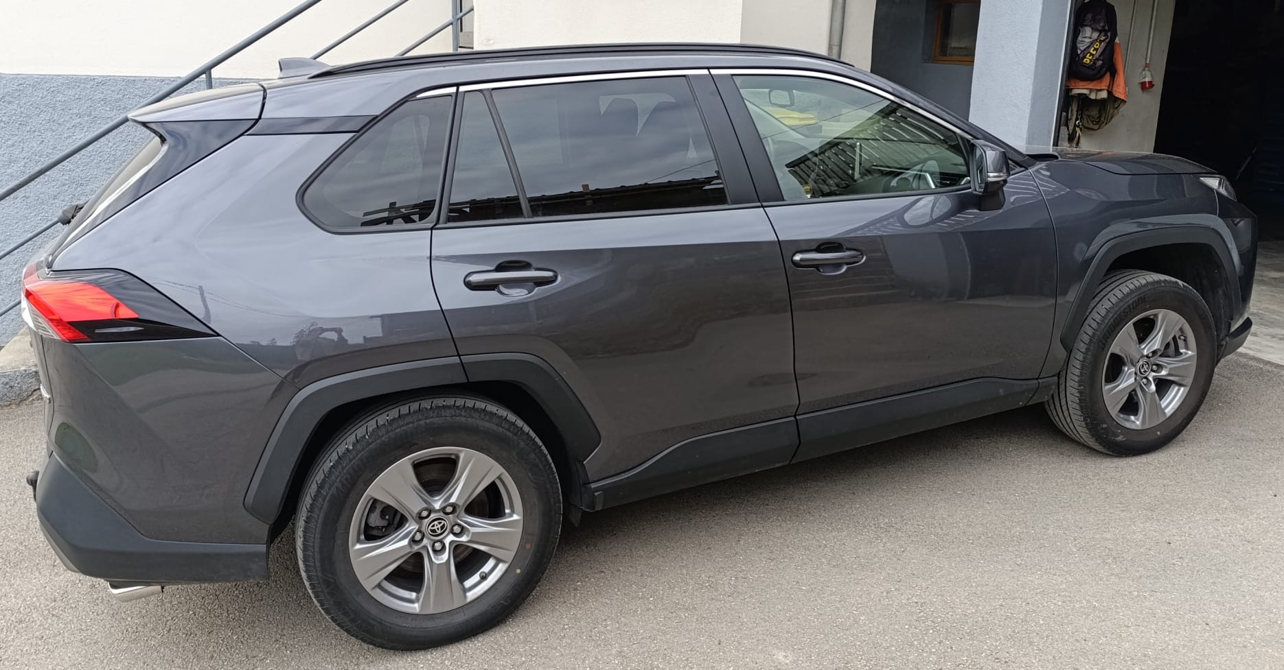 Toyota  RAV4  - Miniature 7