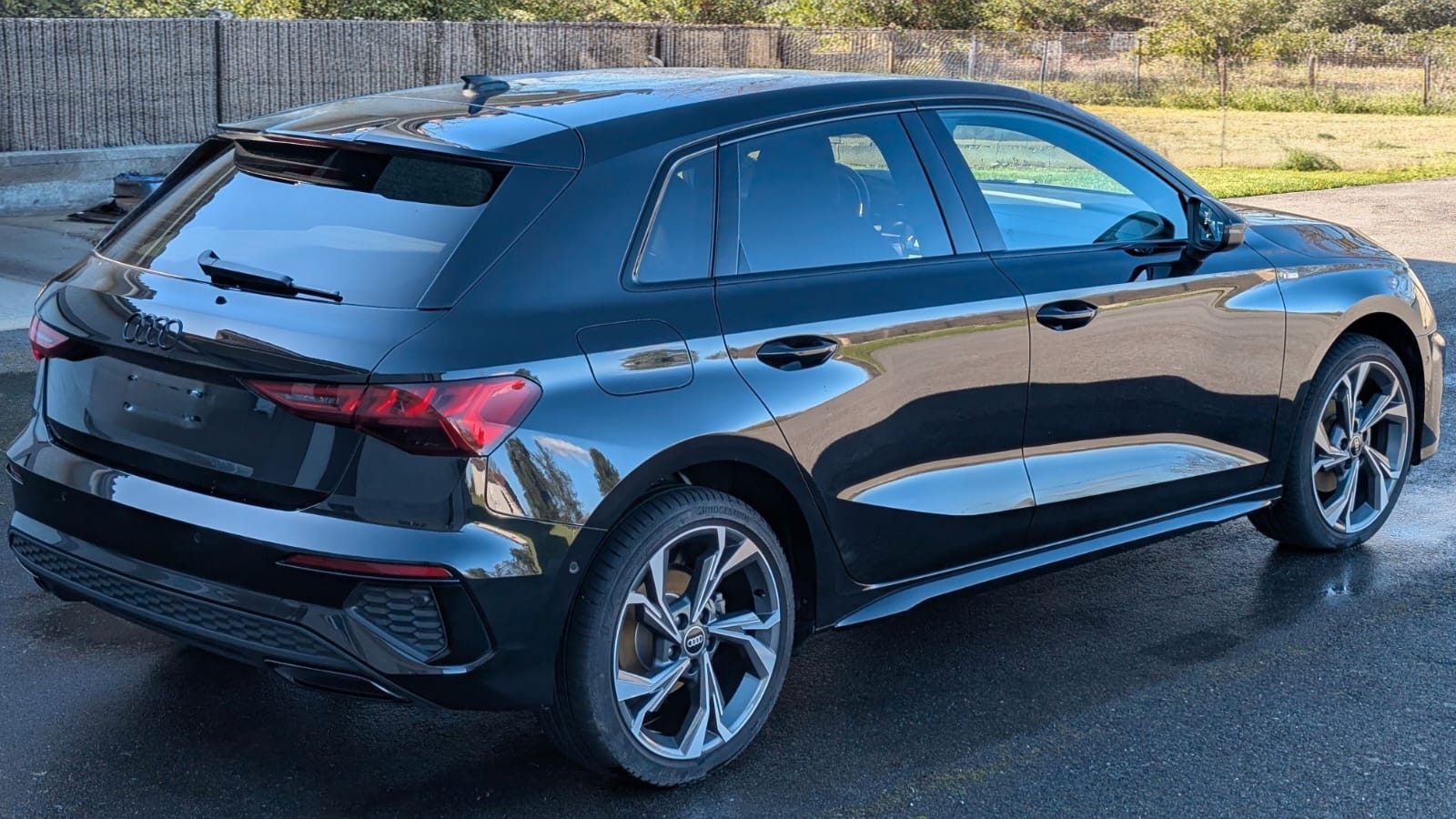Audi A3 Sportback  - Miniature 3