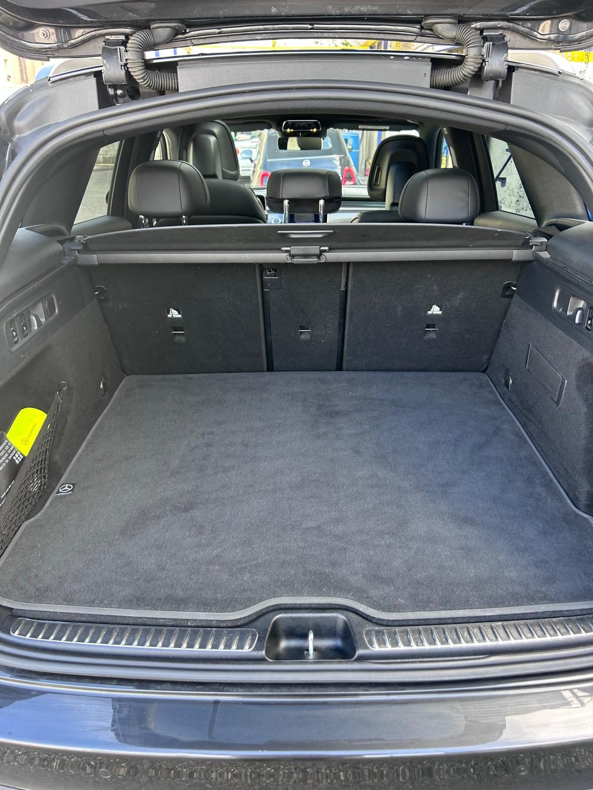Mercedes  GLC 220D - Miniature 13